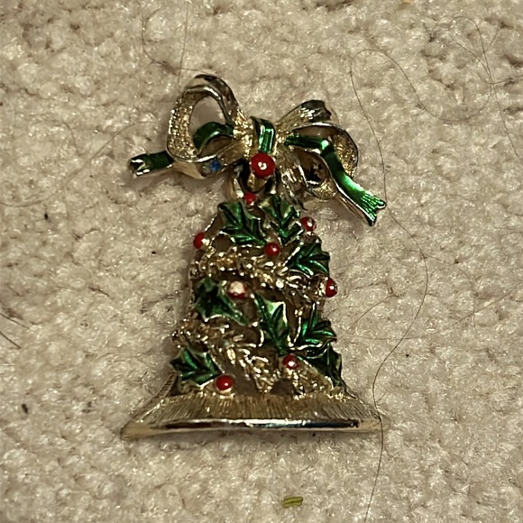 Vintage Jewelry - Gerry’s Vtg Holiday Christmas Bell Gold-Tone Brooch W/Green/Red Enamel Accents